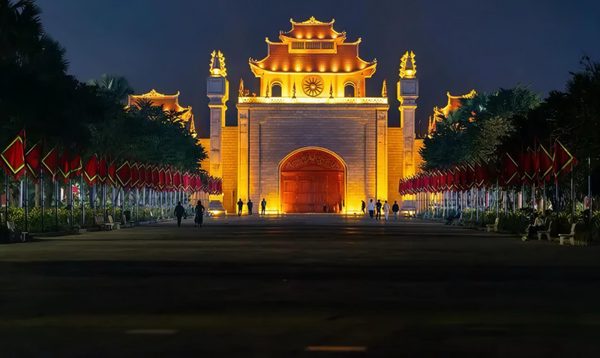 Chương trình nghệ thuật 'Hào khí Lạc Hồng': Kể huyền sử bằng sân khấu thực cảnh