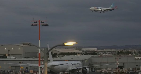 Chuyến bay flydubai kinh hoàng: Ả Rập Xê Út từ chối máy bay Israel đến đón khách?