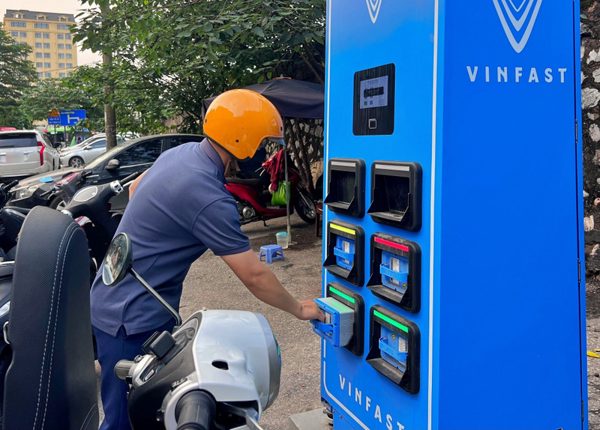 'Chuyển đổi phương tiện xanh: Gỡ nút thắt hạ tầng cho chung cư Hà Nội'