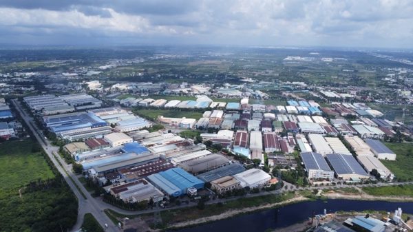 Chuyển đổi xanh, tạo động lực tăng trưởng mới