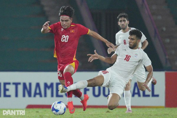 Chuyên gia châu Âu: “U20 Việt Nam xuống hạng không phải là điều tồi tệ”