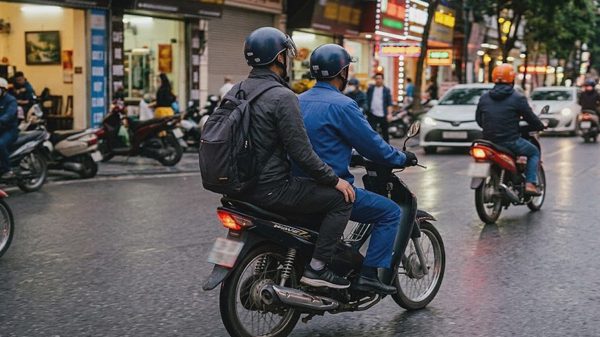 Chuyện gia đình 4 người sống bằng 20 triệu đồng ở Sài Gòn