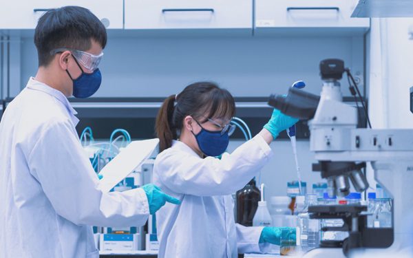 Chuyên gia, người tài muốn làm việc trong Khu thương mại tự do Đà Nẵng cần những điều kiện nào?