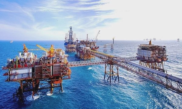 Chuyên gia: Sản lượng dầu phục hồi nhưng còn bằng nửa thời đỉnh cao