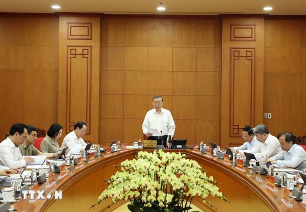 Chuyển mạnh từ hoàn thiện thể chế, chính sách sang tổ chức thực hiện