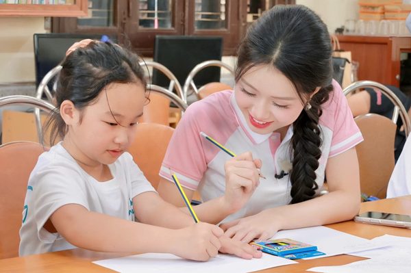 Chuyện ở Hoa hậu Việt Nam 2026