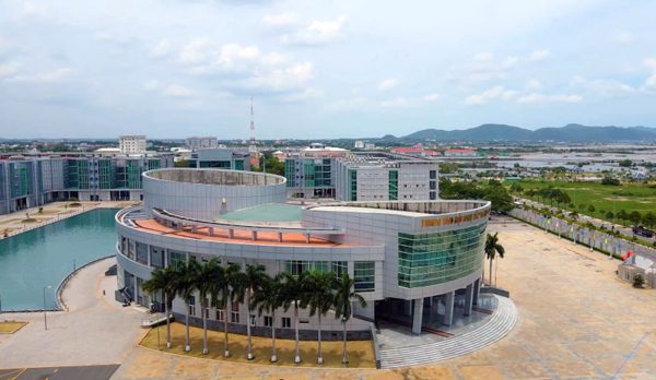 Chuyển trụ sở hành chính-chính trị tỉnh Bà Rịa-Vũng Tàu (cũ) sang Trường đại học Sài Gòn
