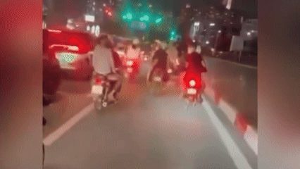 [Clip] Điều tra vụ rượt đuổi, chém người trên đường phố trung tâm TPHCM