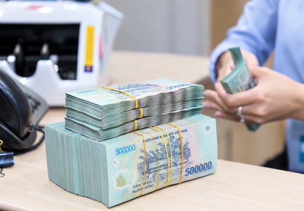 Có 1 tỷ đồng gửi ở đâu lãi suất cao, nhiều quà tặng?