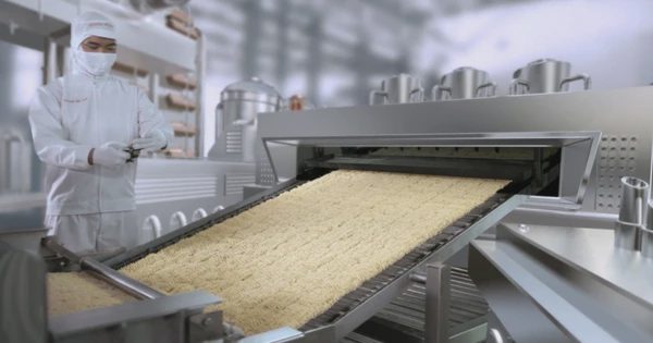 Có cần trụng mì Hảo Hảo trước khi ăn?