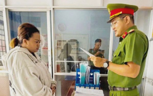 Cô gái dùng AI giả tin nhắn ngân hàng, lừa hơn 444 triệu đồng của người quen