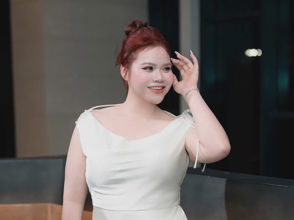 Cô gái giảm 50 kg sau 18 tháng nhờ quy tắc ăn 'chiếc đĩa'