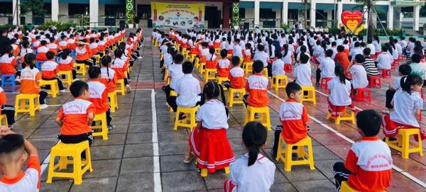 Cô giáo chủ nhiệm bị tạm đình vì phản ánh đánh học sinh