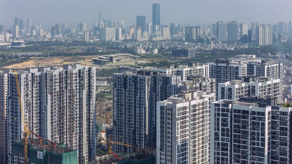 Có nên bán chung cư chuyển sang đi thuê để giảm áp lực lãi vay?