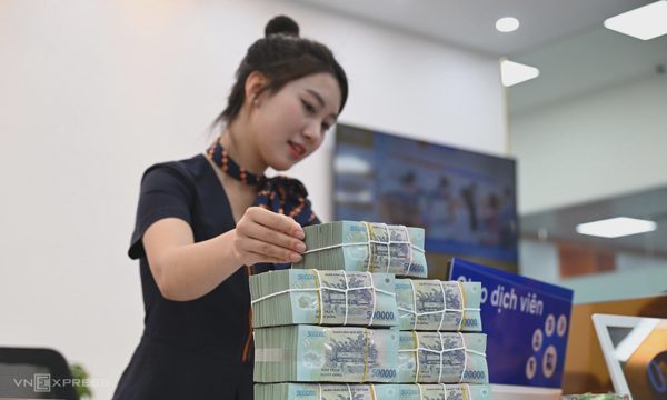 Có nên đầu tư ETF và trái phiếu để tích sản nghỉ hưu?