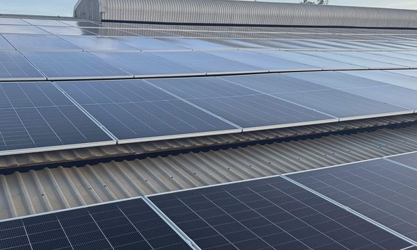 Có nên lắp điện mặt trời giá rẻ?
