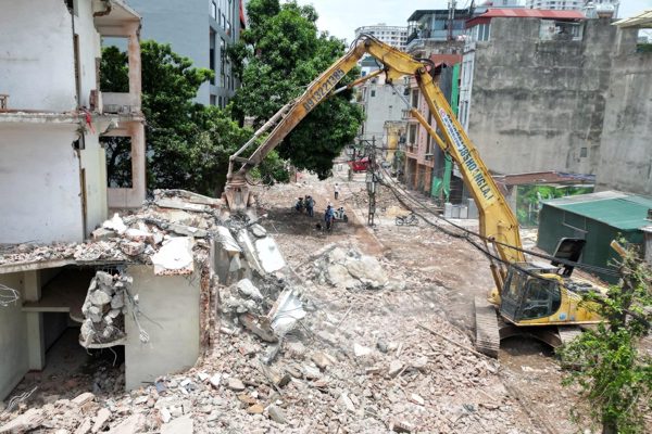 Có nhà đất khác chưa cấp sổ đỏ, được giao đất tái định cư khi bị thu hồi không?