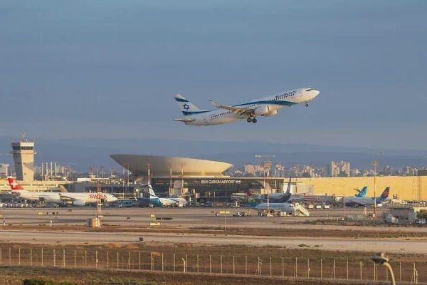 Cơ phó Flydubai âm mưu lao máy bay vào nhà chọc trời hoặc sân bay Israel