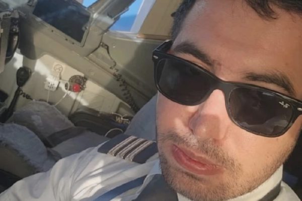Cơ phó Flydubai âm mưu tấn công tự sát, lao máy bay vào sân bay Israel