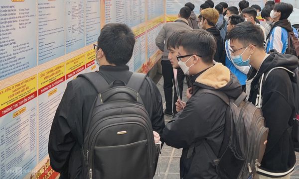 Có tiền nhưng vẫn sợ trắng tay - bẫy lo âu tài chính của người trẻ