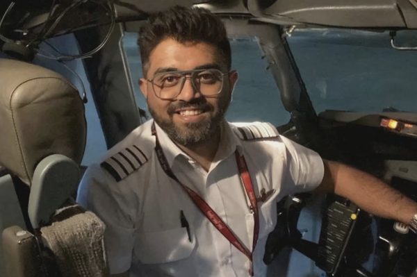 Cơ trưởng chiến đấu "như sư tử" cứu máy bay Flydubai trước thảm kịch
