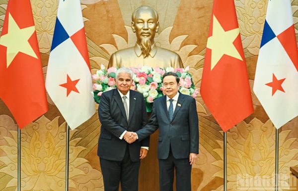 Coi trọng truyền thống và hợp tác nhiều mặt giữa Việt Nam và Panama