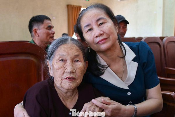 Con gái gần 60 năm mong tìm được nơi cha yên nghỉ