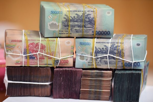Con trai mua bảo hiểm rồi qua đời, người mẹ chật vật đòi hơn 2,3 tỷ đồng