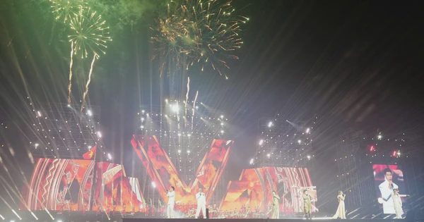 Concert 'Tổ quốc trong tim' vướng tranh luận, ban tổ chức lên tiếng