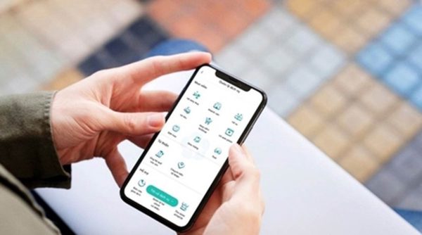 Công an Cần Thơ xác minh tài khoản người đàn ông giao dịch hơn 100 tỷ đồng