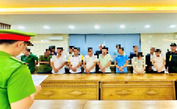 Công an Đà Nẵng bắt giam 17 đối tượng nhận hối lộ, làm giả hồ sơ