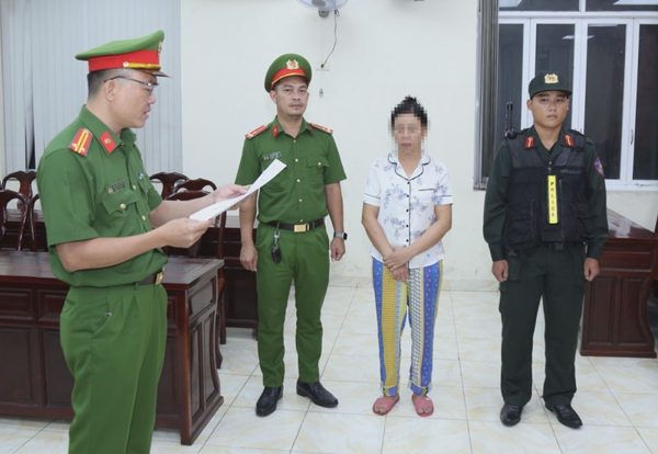 Công an Đồng Nai khởi tố 2 người dùng chất tạo nạc nuôi heo