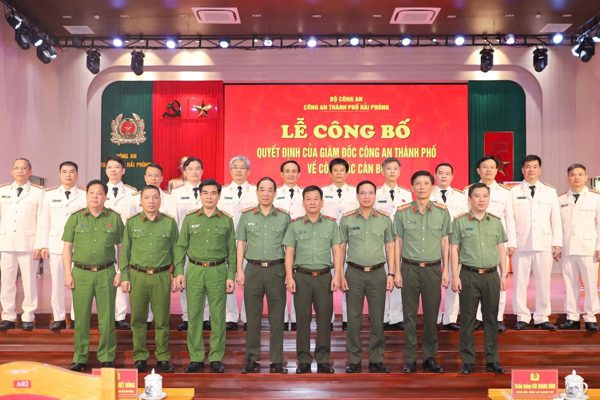 Công an Hải Phòng điều động, bổ nhiệm 13 trưởng phòng chủ chốt