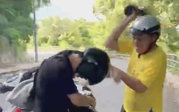 Công an làm rõ vụ người đàn ông ép xe, dùng dép, nón bảo hiểm đánh du khách ở Vũng Tàu