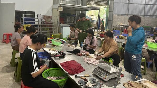 Công an Lạng Sơn quyết liệt đấu tranh, xử lý các cơ sở sản xuất, chế biến thực phẩm vi phạm