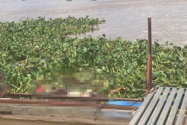 Công an tìm tung tích thi thể trôi sông qua hàm răng giả và dấu sinh mổ
