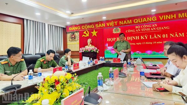 Công an tỉnh An Giang triệt xóa nhóm lừa đảo qua không gian mạng
