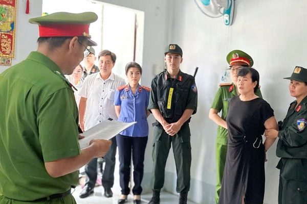 Công an TP Cần Thơ bắt giam chủ tài khoản Facebook 'Nguyễn Thị Châu'