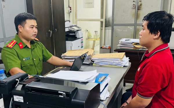 Công an TP.HCM bắt bị can truy nã vì đánh hai vợ chồng sau va chạm giao thông