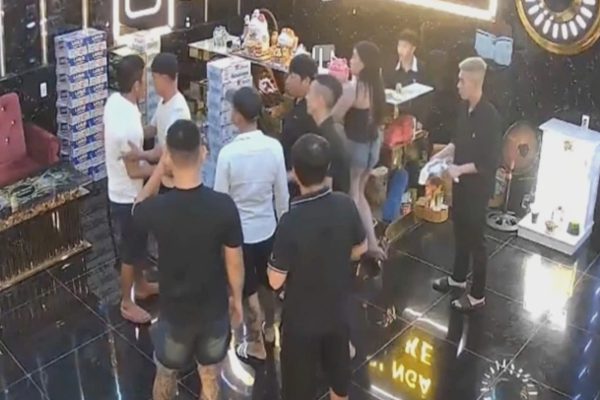 Công an xác định 5 người liên quan nạn nhân tử vong tại quán karaoke