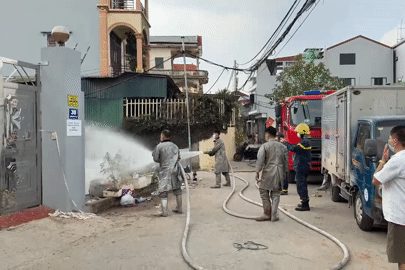 Công an xác minh vụ nghi rò rỉ hóa chất ở Hà Nội, 40 người nhập viện kiểm tra