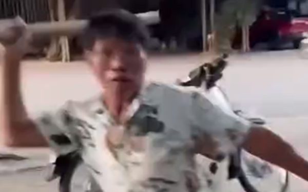 Công an xác minh vụ người đàn ông cầm điếu cày đuổi đánh người tại quán dê