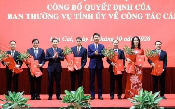 Công bố quyết định của Ban Thường vụ Tỉnh ủy Lào Cai về công tác cán bộ