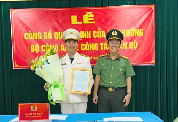 Công bố quyết định của Bộ trưởng Công an về công tác cán bộ