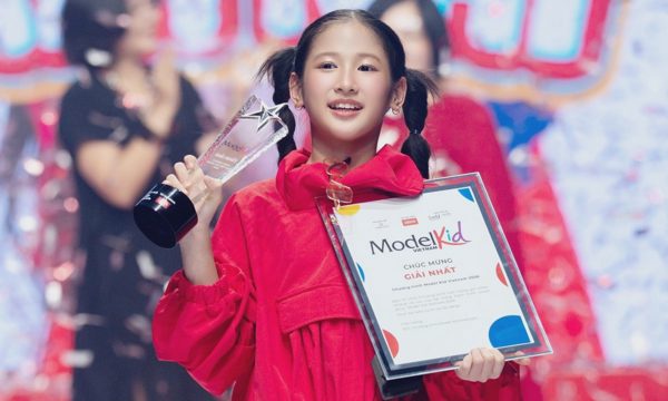 'Công chúa làng xiếc' đoạt quán quân Model Kid Vietnam