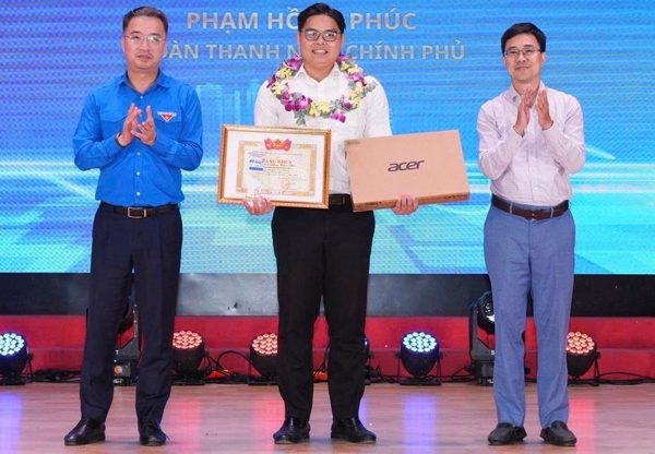 Công chức trẻ cần sử dụng AI có trách nhiệm