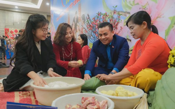 Công đoàn chuẩn bị chăm lo Tết 2027 cho người lao động theo cách mới