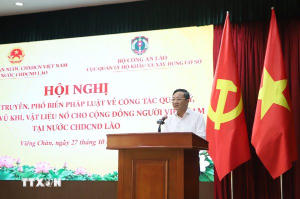 Cộng đồng người Việt tại Lào chấp hành nghiêm pháp luật nước sở tại