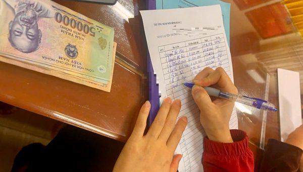 Công khai tên trường học lạm thu trong vòng 3 ngày, xem xét trách nhiệm hiệu trưởng