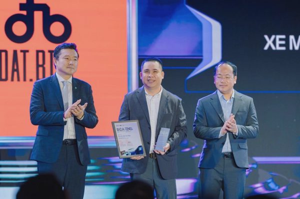 Công nghệ Sạc tích hợp của Dat Bike đạt giải thưởng tại Better Choice Awards